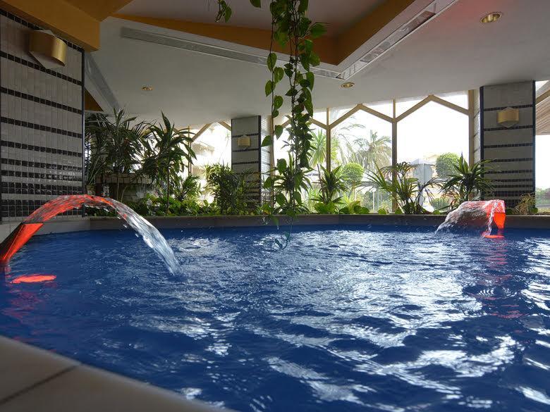 Benalbeach Yasmine เบนัลมาเดนา ภายนอก รูปภาพ